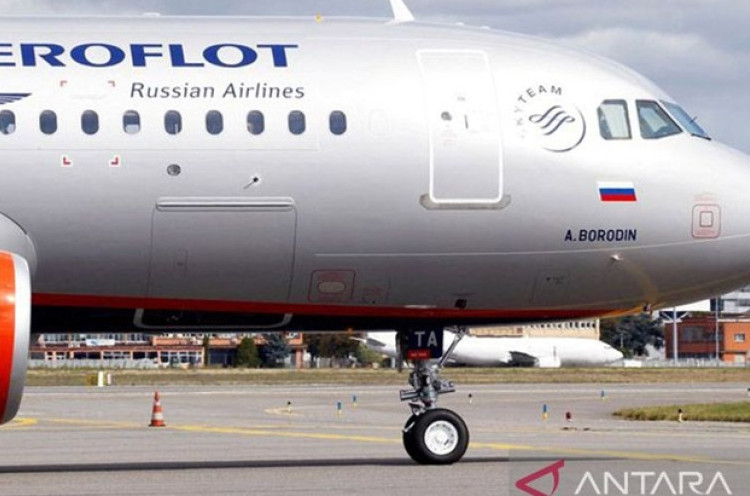 Gedung Putih Bakal Larang Penerbangan Rusia Lewati Wilayah Udara AS