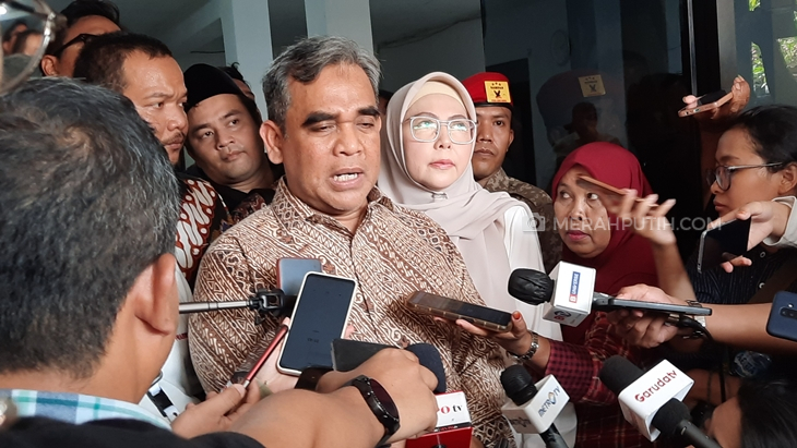 Sekjen Gerindra Minta Kader Tak Buat Aneh-Aneh Supaya Prabowo Menang