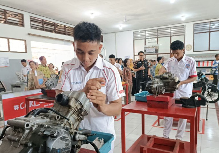 5 Program Bantuan Buat SMK Yang Mencapai Ratusan Miliar