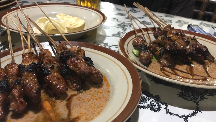 Berwisata ke Pantai Pangandaran? Tiga Kuliner Ini Jangan Sampai Enggak Dicicipi