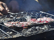 Rayakan Tahun Baru Anti-mainstream di Jakarta, Coba dengan Lomba Bakar Ikan
