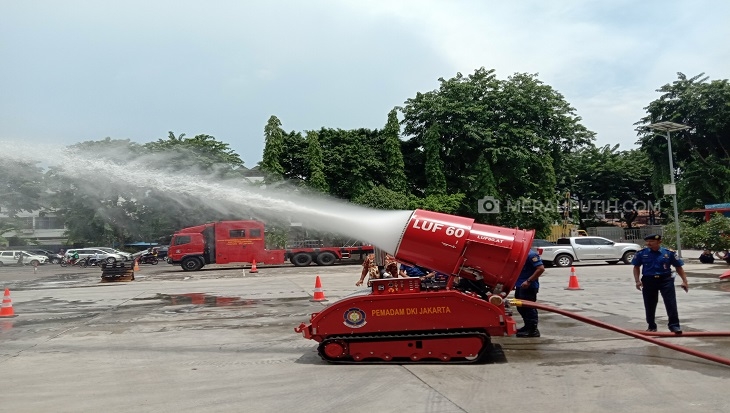 Damkar DKI Pamer Kecanggihan 2 Robot Baru Seharga Rp40 M