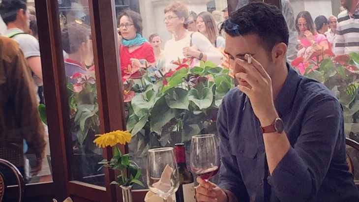 4 Potret Fachri Albar dan Buah Hatinya, ‘Hot Daddy’ Sayang Anak Banget!