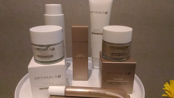 Oriflame Tawarkan Solusi Baru untuk Perawatan Kulit Wajah Cantik Cerah