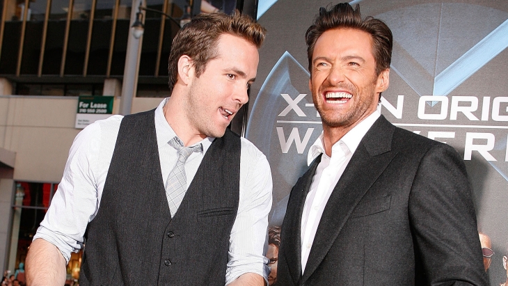 Hugh Jackman Ucapkan Selamat pada John Legend sambil Ejek Ryan Reynolds