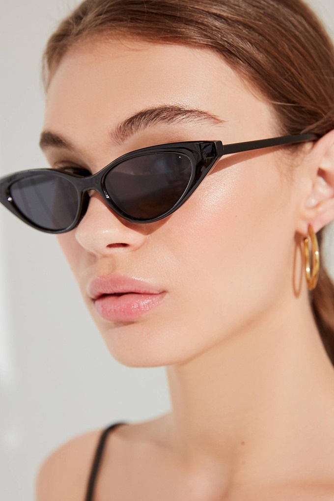 Classy Cat Eye