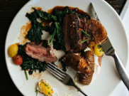 Stayaction Nikmati Hidangan Steak di Rumah 
