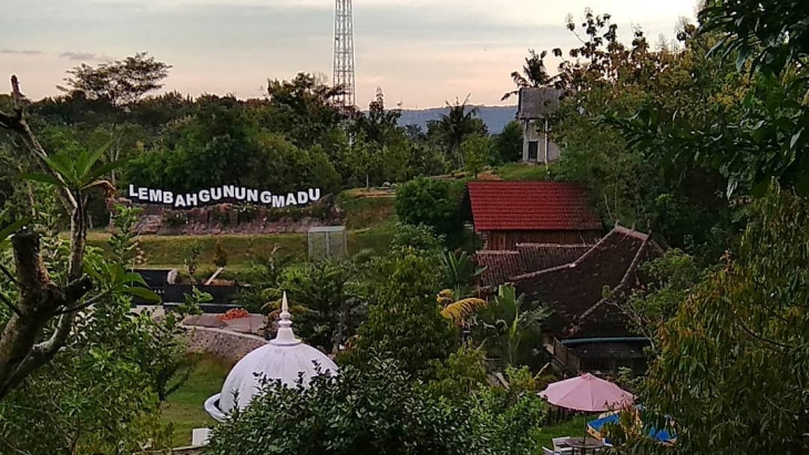 Lembah Gunung Madu sangat populer di kalangan anak muda (Sumber: Instagram/lembahgunungmadu)