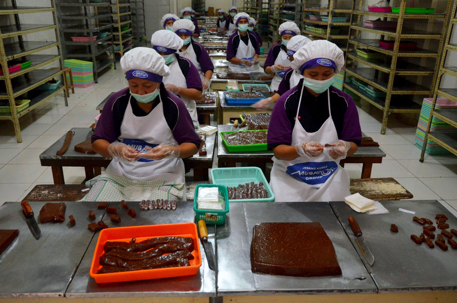 Produsen Jenang Kudus Masih Uji Coba Bahan Bakar Alternatif Pengganti Kayu Bakar