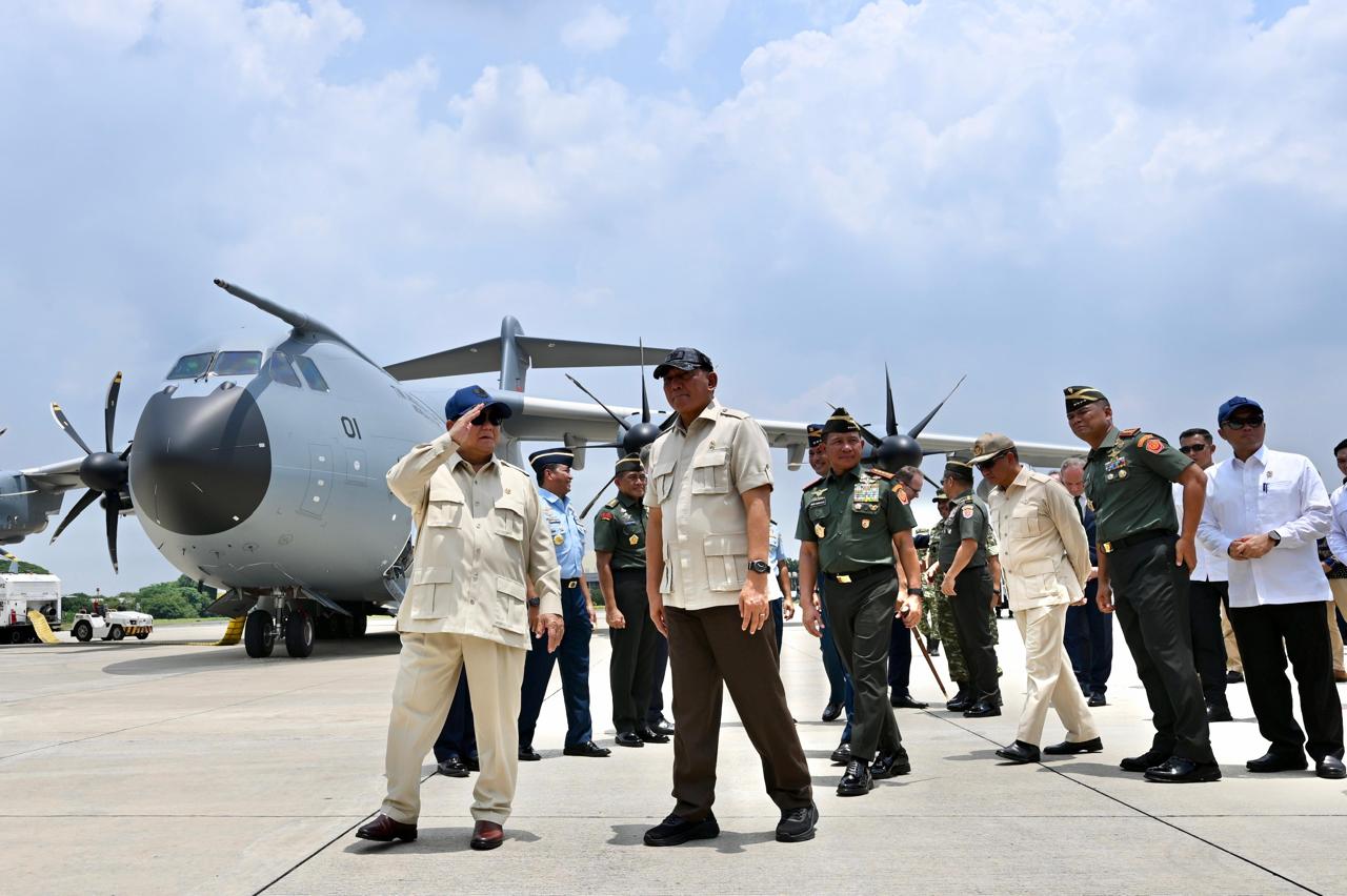 Momen Presiden Prabowo Subianto Serah Terima Alutsista Pesawat Airbus A400M 