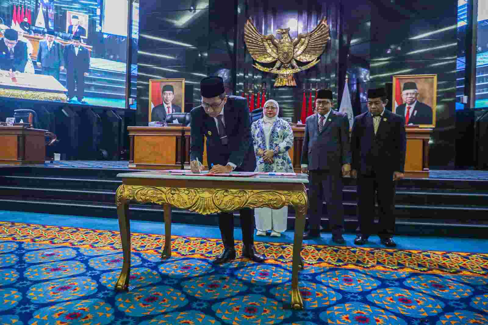 Pj Heru dan DPRD Sepakati Raperda Yang Mudahkan Investasi di Kepulauan Seribu