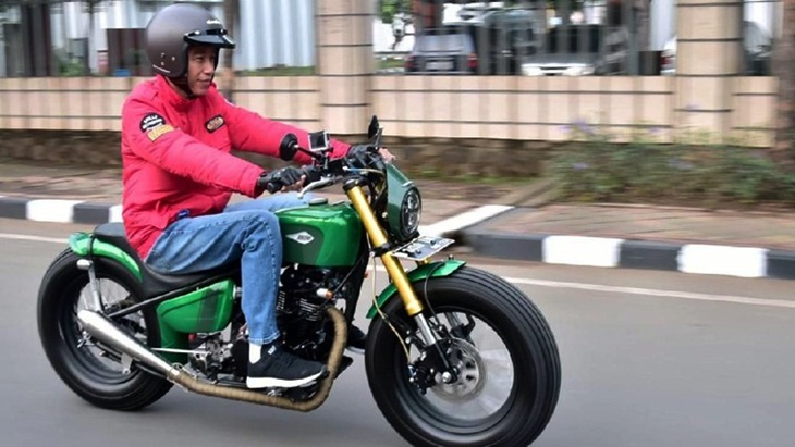 Susah Move On di 2018: Intip Style Millennials Jokowi di Sepanjang Tahun Ini 