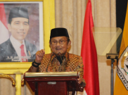 BJ Habibie: Jangan Sampai Bangsa Indonesia Jadi Pembantu di Negeri Sendiri   
