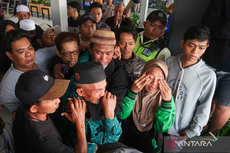 Perluas Area Pencarian Korban KMP Tunu Pratama Jaya, 9 Kapal Tambahan Diterjunkan