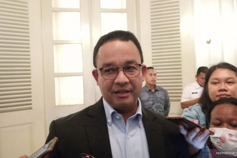 Cegah Corona, Anies Imbau Warga Tunda Resepsi Pernikahan