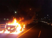 Truk BBM Terbakar, Tol Jakarta-Cikampek Macet