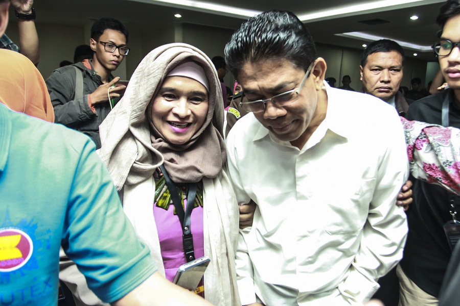 Prof Mahyuni Saksi Ahli Bahasa Indonesia