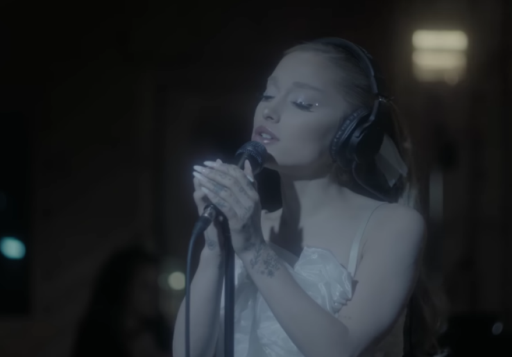 Lirik Lagu Imperfect For You Ariana Grande, Beserta Terjemahan dan Maknanya