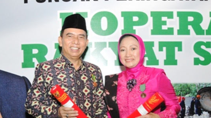 Itoc dan Atty Suharti Dituntut Lima Tahun Penjara