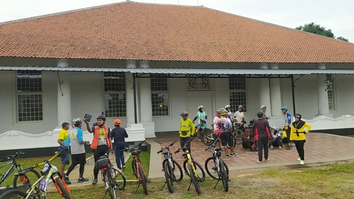 depok urban track