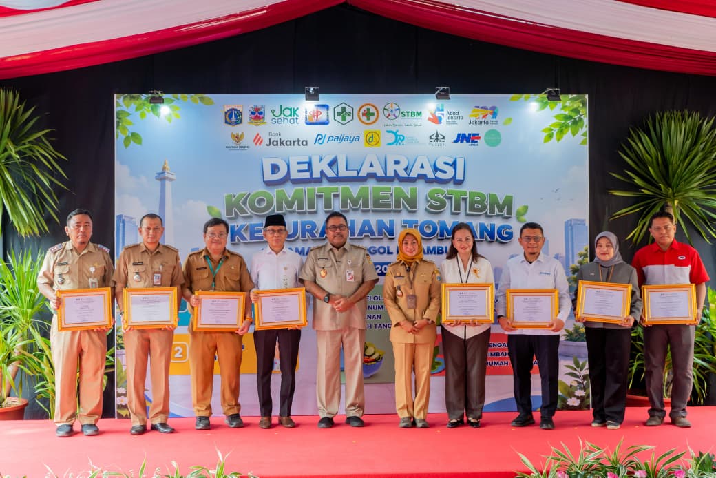 Dukung Program STBM, Bank Jakarta Bangun MCK Komunal untuk Warga Tomang