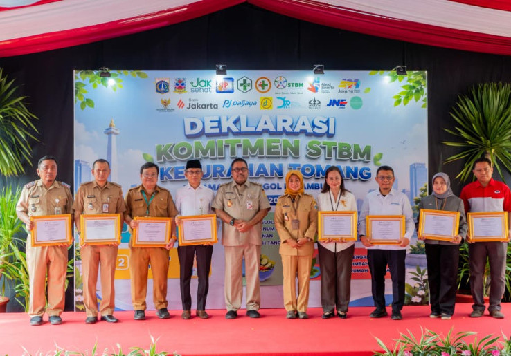 Dukung Program STBM, Bank Jakarta Bangun MCK Komunal untuk Warga Tomang