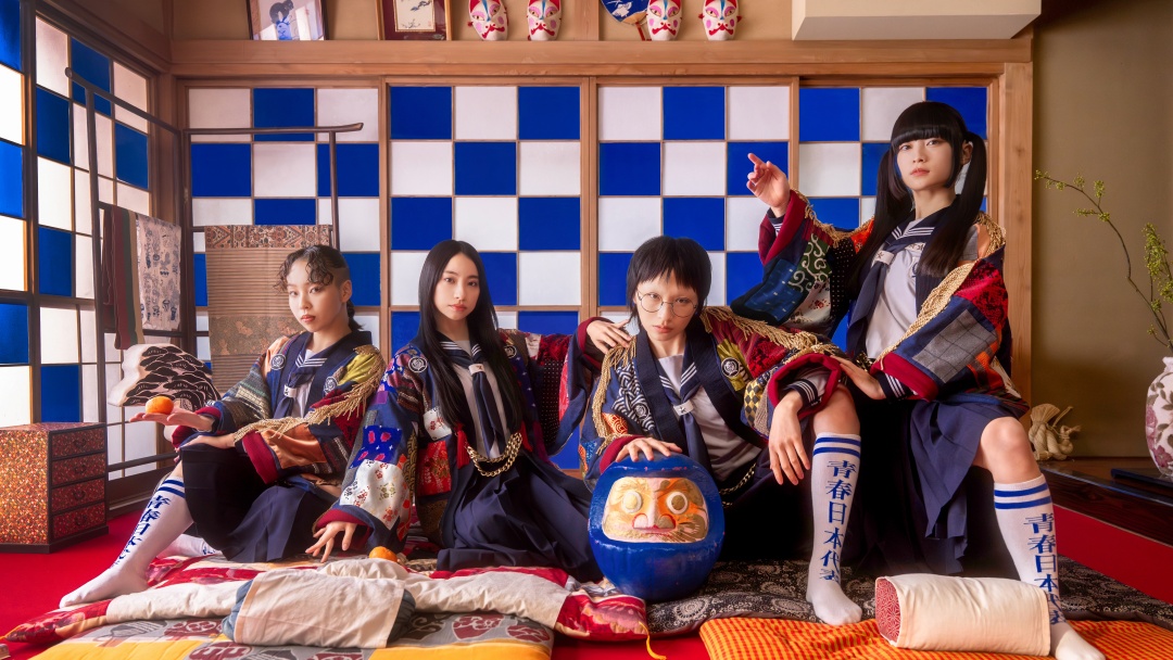 ATARASHII GAKKO! Siapkan Tur Dunia Perdana