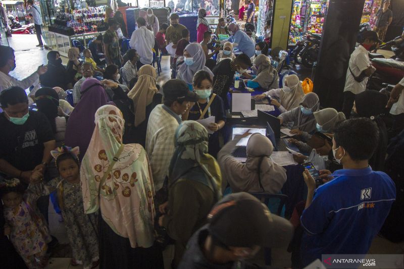 Pasar Sentra Antasari, Banjarmasin, Kalimantan Selatan, Rabu (3/11/2021). ANTARA FOTO/Bayu Pratama S/hp.
