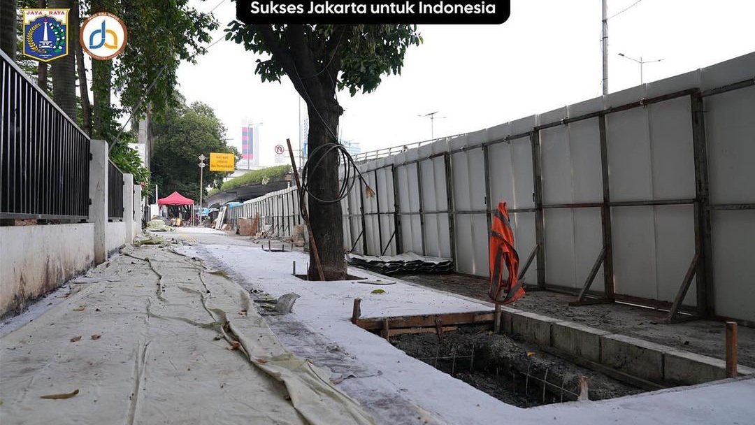 Revitalisasi Trotoar Rasuna Said Sisi Barat Rampung November 2024
