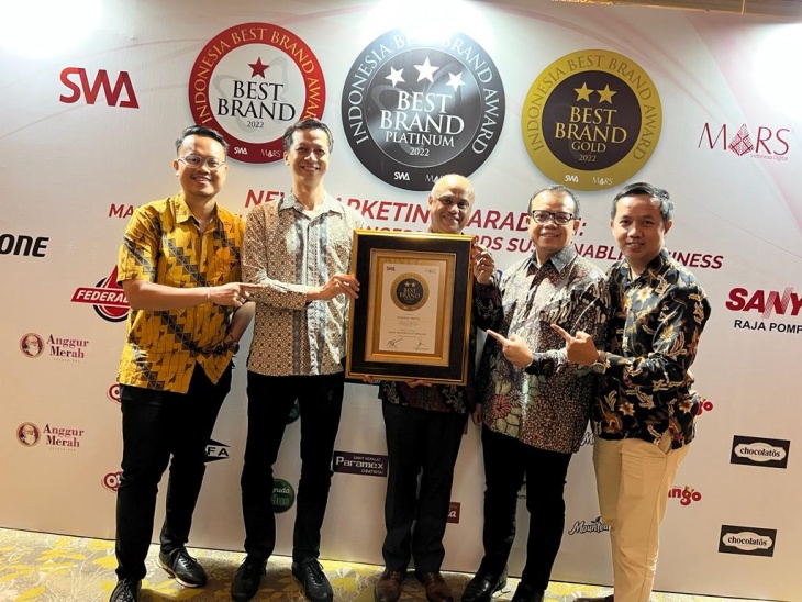 Federal Oil Dapat Gelar IBBA 2022 di Kategori Pelumas Motor Matic