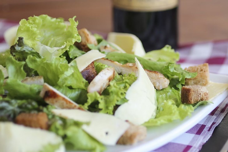 Chef Devina Hermawan Bagikan Resep Chicken Ballotine
