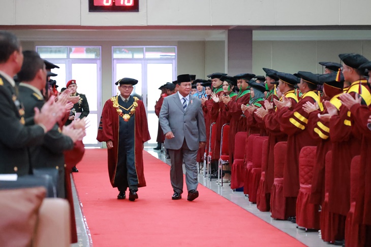 Unhan RI Cetak Sejarah Luluskan 75 Sarjana Kedokteran Militer