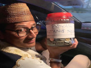  Warga Sorong Beri Sandiaga Uang Receh Untuk Bayar Utang Negara