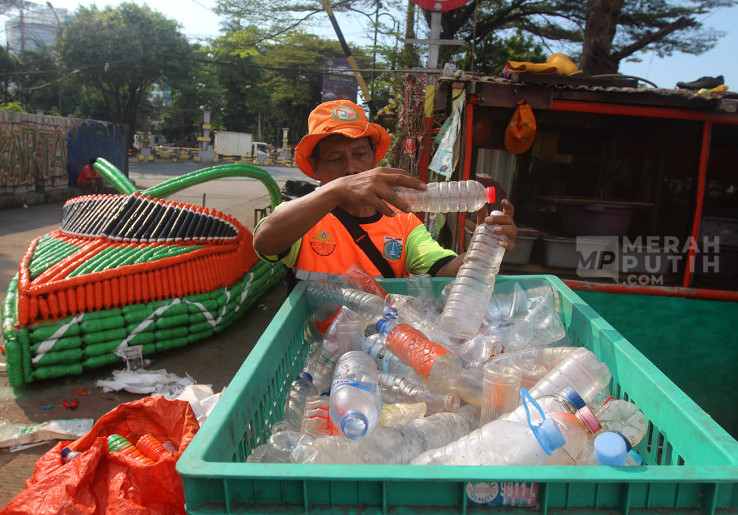 Gejolak Demo Berlanjut, Pemprov DKI Pikir Ulang Penarikan Retribusi Sampah dari Warga
