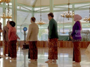 Tradisi Syawalan di Pura Mangkunegaran, Ribuan Warga Solo Antre Halalbihalal