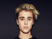 Berulang Tahun, Justin Bieber cuma Mau Bermesraan