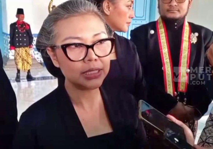 Mangkubumi Dinobatkan PB XIV, GKR Timoer: Penobatan Cacat Hukum, Jumenengan Purbaya Tetap Jalan