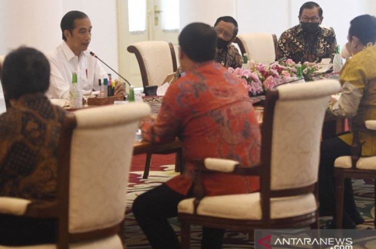 Jokowi Bahas Soal Reshuflle di Depan Pimpinan MPR