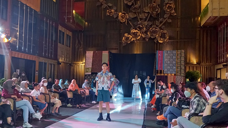 Lukisan Salsa Nadhif jadi Koleksi di TAFFEST 2023