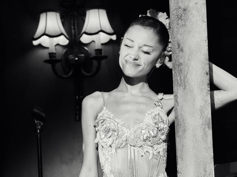 Ariana Grande Putuskan Hiatus, Lelah Dinyinyirin Publik