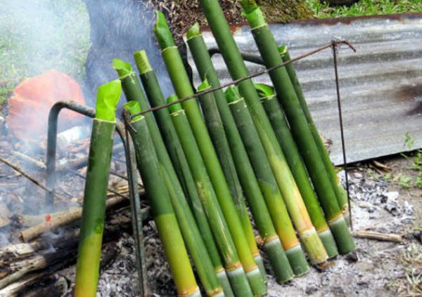nasi bakar bambu