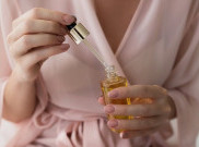 Ladies, Jangan Sembarang Gabung Penggunaan Retinol dengan Serum Lain