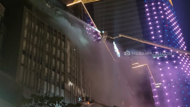 Petugas Temukan Penyebab Kebakaran Tunjungan Plaza 5 Surabaya