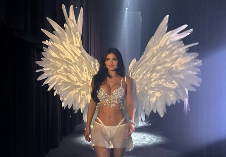 Di Balik Bra Rp 900 Miliar Kylie Jenner, Victoria’s Secret Hidupkan lagi Fantasi