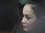 Polisi Konfrontir Jennifer Dunn dengan Penjual Sabu