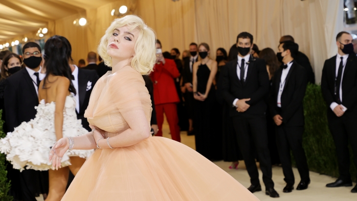 Billie Eilish Keluar dari Cangkangnya saat Tampil Memukau di Met Gala 2021