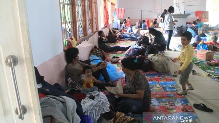 Suasana para pengungsi di Wamena pasca kerusuhan