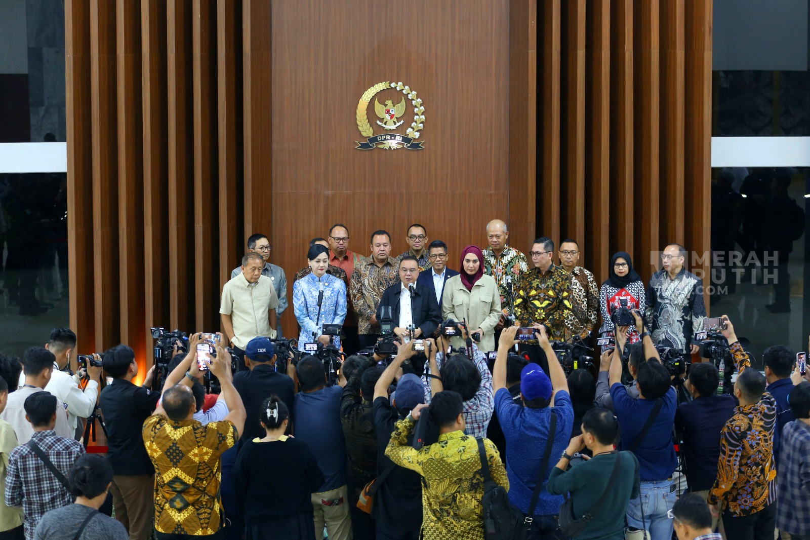 Pimpinan DPR Terima Audiensi OJK Terkait Penetapan Direksi Baru BEI Periode 2026-2030