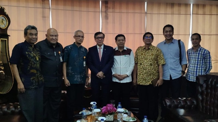 Perbaiki Kinerja, Pos Indonesia Disarankan Cari Masukan