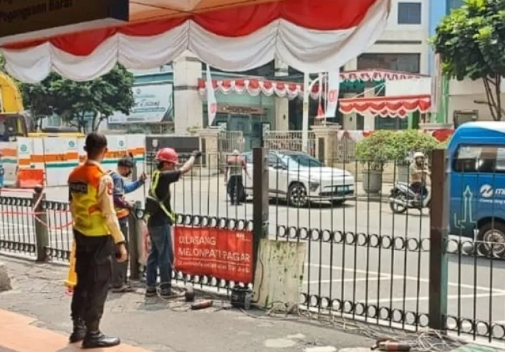 'Pelican Crossing' Mulai Diuji Coba dengan Pengawasan Dishub-Satpol PP, Anak Buah Pramono Beri Himbauan Begini